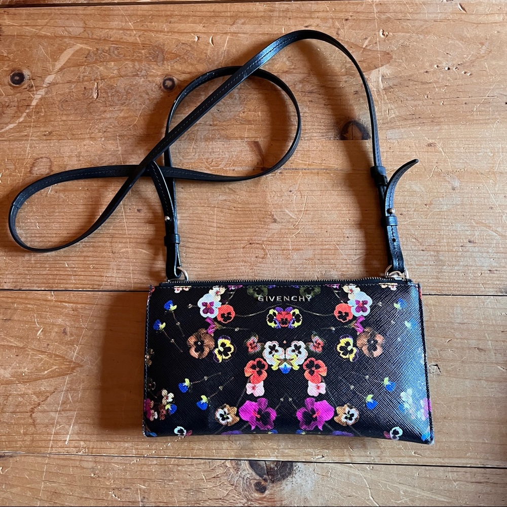 Antigona Pansies Pouch